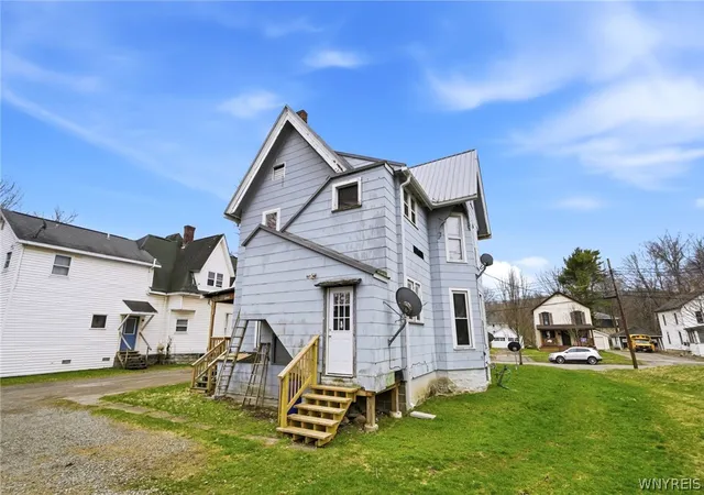 Homes for sale in Persia, NY | 119 Chestnut St, Persia, NY 14070 | MLS# B1673543