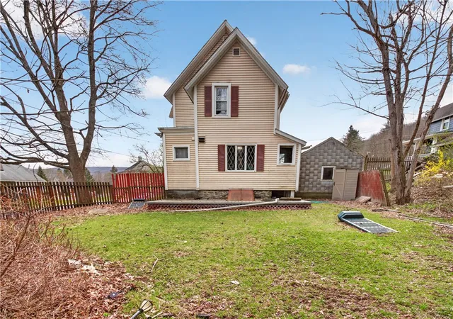 4th image of 32 State St, Oneonta, NY 13820 | MLS# R1671813