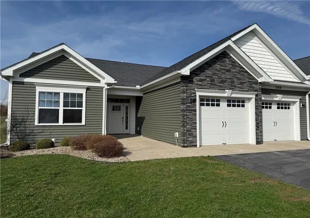 Homes for sale in Batavia, NY | 5169 Laurel Oak Wy, Batavia, NY 14020 | MLS# R1672701