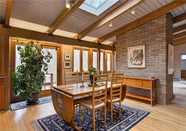 4th image of 40 N Country Club Dr, Pittsford, NY 14618 | MLS# R1673314