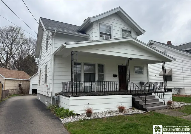 1st image of 28 Cleveland Ave, Fredonia, NY 14063 | MLS# R1673259