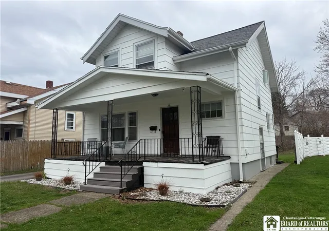 2nd image of 28 Cleveland Ave, Fredonia, NY 14063 | MLS# R1673259