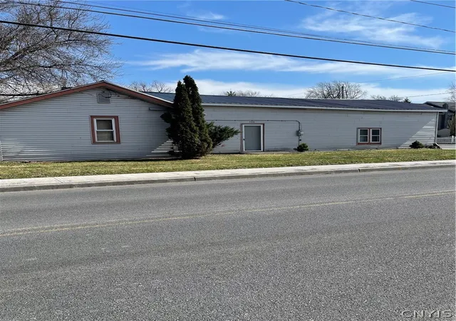 Homes for sale in Watertown City, NY | 340 Vanduzee St, Watertown City, NY 13601 | MLS# S1673843