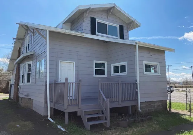 Homes for sale in Whitestown, NY | 44 Gardner St, Whitestown, NY 13492 | MLS# S1672974
