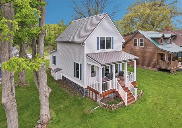 Homes for sale in Kendall, NY | 118 Main St, Kendall, NY 14464 | MLS# R1673513