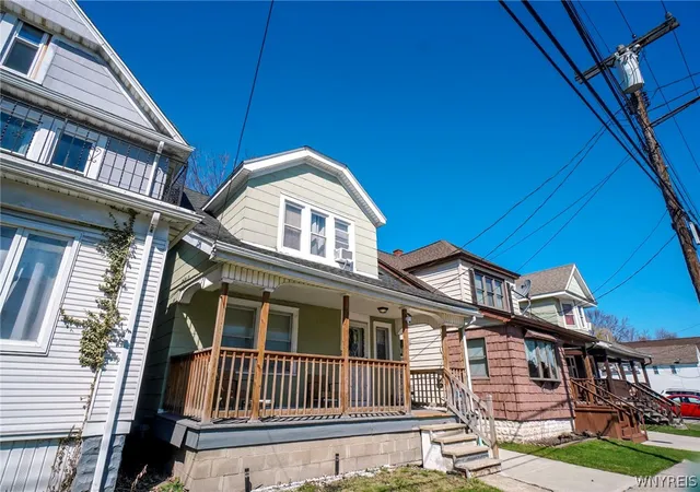 Homes for sale in Buffalo, NY | 602 Hopkins St, Buffalo, NY 14220 | MLS# B1673860