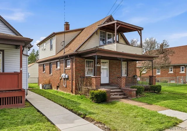 Photo 1 of Sale Pending at 474 22nd Street, Niagara Falls, NY 14303 | MLS# B1673119 | Listing updated on 2026-07-15