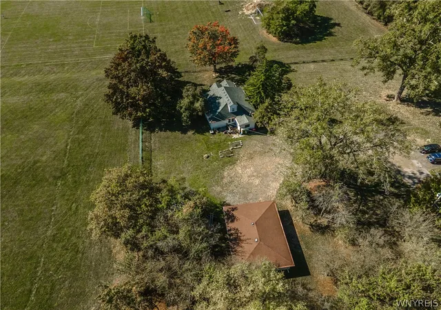 2nd image of 7 Cloyes Ave, Depew, NY 14043 | MLS# B1673931
