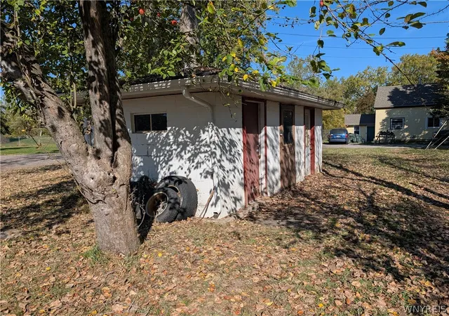 35th image of 7 Cloyes Ave, Depew, NY 14043 | MLS# B1673931