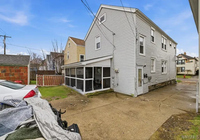 Homes for sale in Buffalo, NY | 29 Avery Ave, Buffalo, NY 14216 | MLS# B1673811
