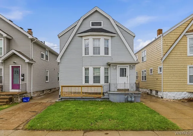 Homes for sale in Buffalo, NY | 29 Avery Ave, Buffalo, NY 14216 | MLS# B1673811