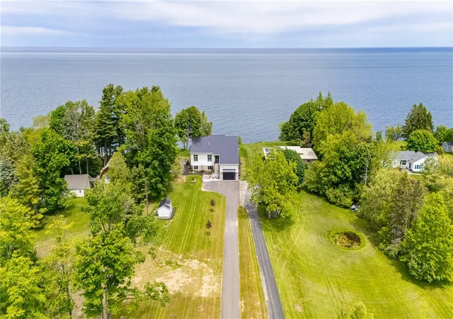 1st image of 2501 Lake Rd, Ontario, NY 14519 | MLS# R1673098