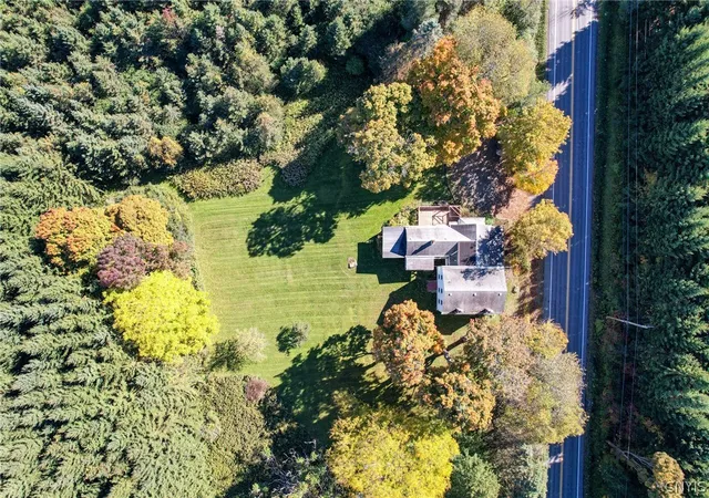 5th image of 415 Higby Rd, New Hartford, NY 13413 | MLS# S1674122