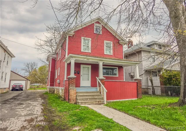 1st image of 1618 16th St, Niagara Falls, NY 14305 | MLS# B1674022