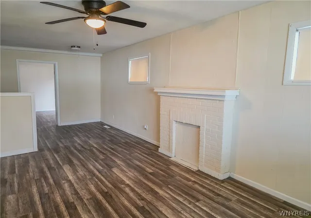 2nd image of 1618 16th St, Niagara Falls, NY 14305 | MLS# B1674022