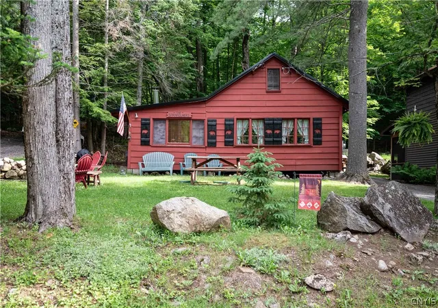 Homes for sale in Webb, NY | 145 Hollywood Rd, Webb, NY 13420 | MLS# S1674223