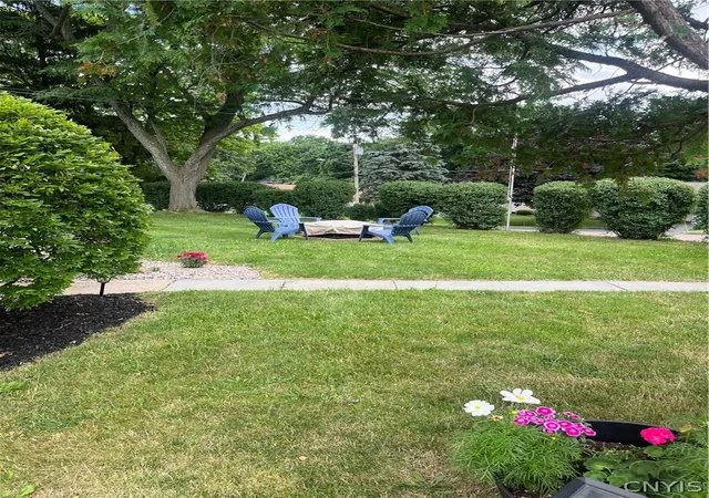 Homes for sale in Camillus, NY | 110 Trent Ln, Camillus, NY 13031 | MLS# S1674172