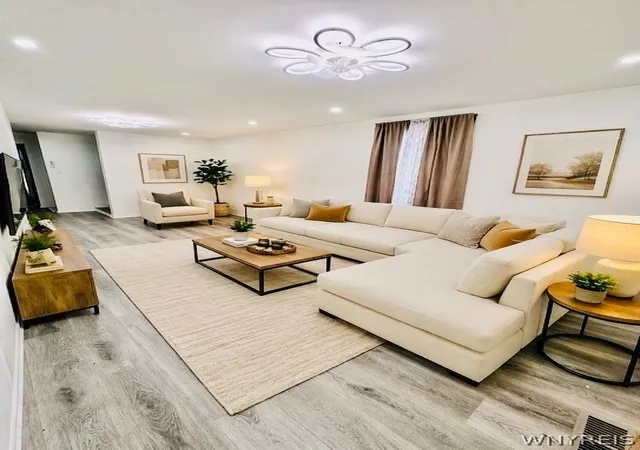Photo 4 of Single family home for sale at 34 Camp St, Buffalo, NY 14204 | MLS# B1674335 | Listing updated on 2026-08-01