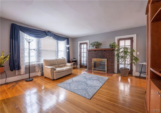 Photo 5 of Sale Pending at 114 Memorial Pkwy, Utica, NY 13501 | MLS# S1674341 | Listing updated on 2026-07-15