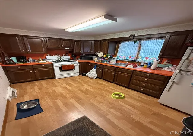 Photo 3 of Multi family home for sale at 13 Madison Ave, Auburn, NY 13021 | MLS# S1674362 | Listing updated on 2026-05-14