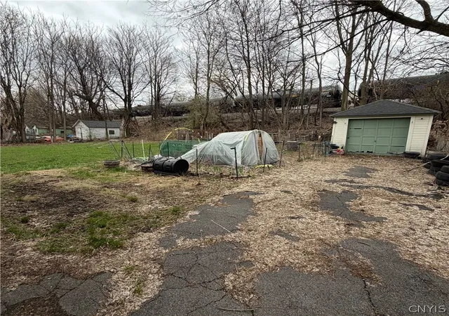 5th image of 189 Lakeview Ave, Syracuse, NY 13204 | MLS# S1673415