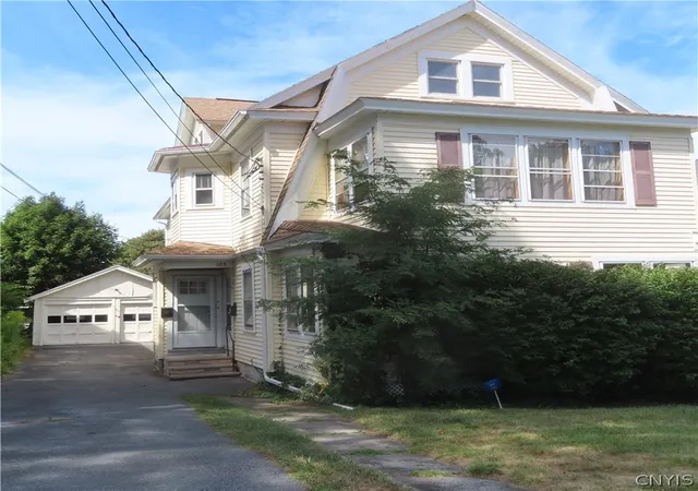1st image of 105 Twin Hills Dr, Syracuse, NY 13207 | MLS# S1673490