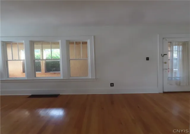 5th image of 105 Twin Hills Dr, Syracuse, NY 13207 | MLS# S1673490