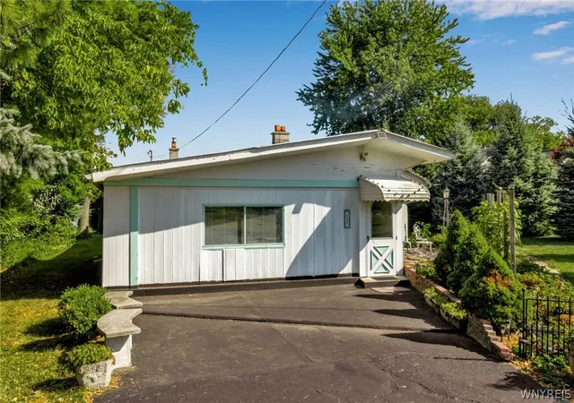 1st image of 2477 Lake Rd, Porter, NY 14131 | MLS# B1674425