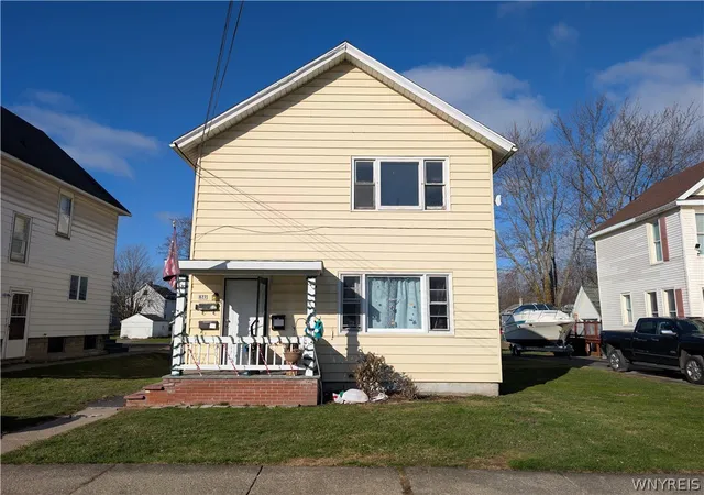1st image of 627 Deer St, Dunkirk, NY 14048 | MLS# B1674328