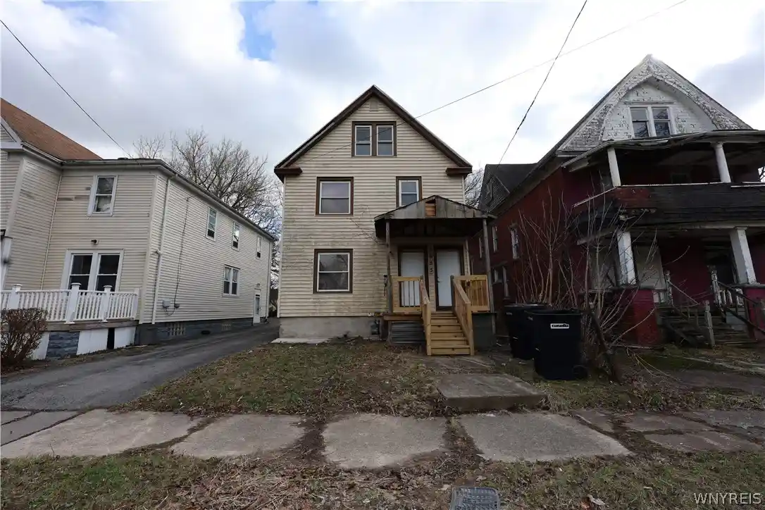 Photo 1 of Sale Pending at 1655 South Ave, Niagara Falls, NY 14305 | MLS# B1670800 | Listing updated on 2026-05-14