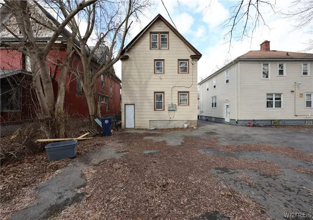 4th image of 1655 South Ave, Niagara Falls, NY 14305 | MLS# B1670800