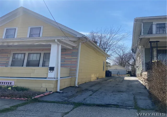 Homes for sale in Buffalo, NY | 240 Herman St, Buffalo, NY 14211 | MLS# B1673694