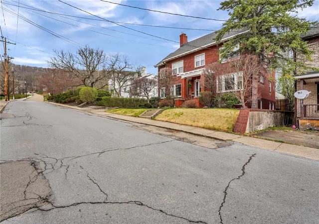 Homes for sale in Bradford City, PA | 178 Davis St, Bradford City, PA 16701 | MLS# R1673627