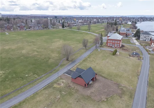 Homes for sale in Hounsfield, NY | 421 Ne Pike Rd Ne, Hounsfield, NY 13685 | MLS# S1674487