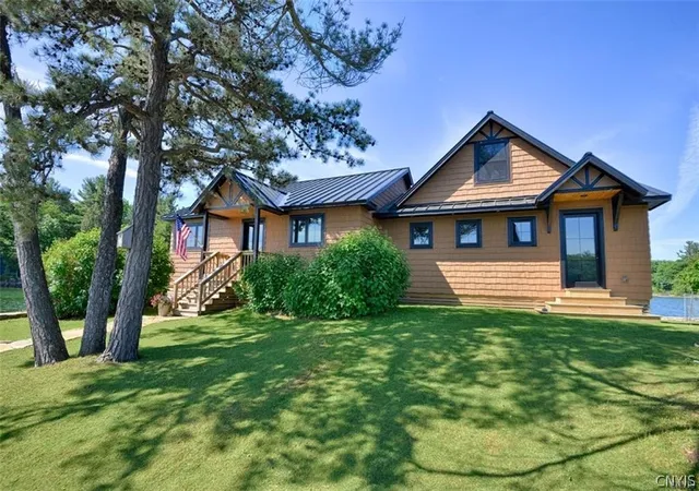 3rd image of 1 Honeymoon Island, Hammond, NY 13646 | MLS# S1674386
