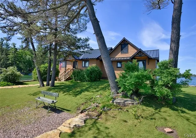 4th image of 1 Honeymoon Island, Hammond, NY 13646 | MLS# S1674386