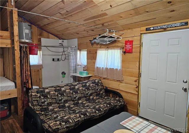 Homes for sale in Urbana, NY | 7659 Bean Station Rd, Urbana, NY 14840 | MLS# B1674493