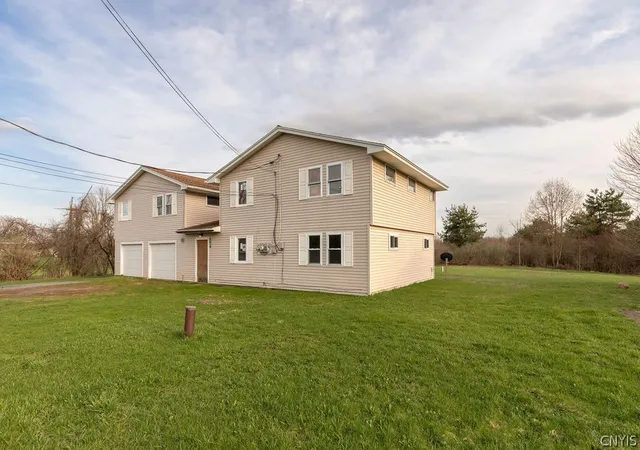 Homes for sale in Clay, NY | 5180 Orangeport Rd, Clay, NY 13029 | MLS# S1672744