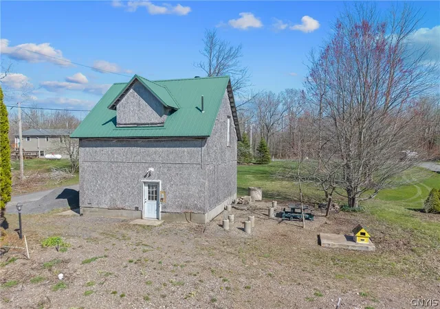 Homes for sale in Sterling, NY | 16162 Sunset Dr, Sterling, NY 13156 | MLS# S1674544
