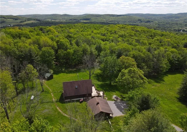 Photo 4 of Sale Pending at 6943 Howard Rd, Friendship, NY 14739 | MLS# R1673367 | Listing updated on 2026-07-23