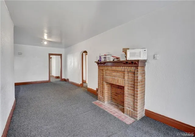 8th image of 1348 Pierce Ave, Niagara Falls, NY 14301 | MLS# B1674333