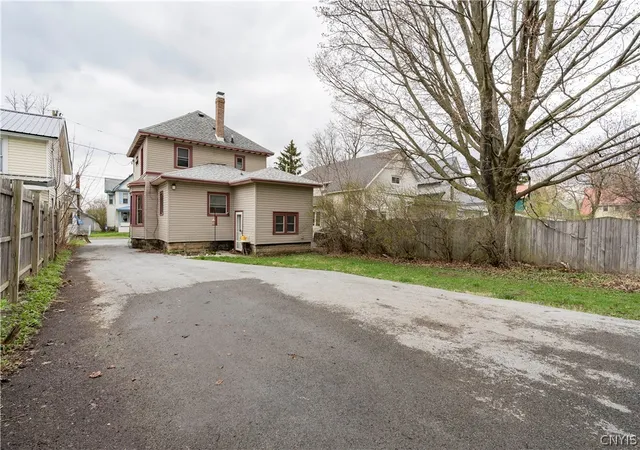 Photo 46 of Single family home for sale at 628 Mundy St, Watertown, NY 13601 | MLS# S1674640 | Listing updated on 2026-07-17