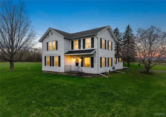 Photo 1 of Single family home for sale at 7852 State Route 104, Oswego, NY 13126 | MLS# S1673295 | Listing updated on 2026-05-23