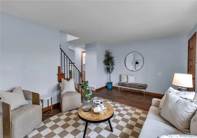5th image of 117 Standard Pkwy, Buffalo, NY 14227 | MLS# B1673888