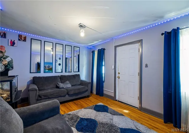 Photo 3 of Single family home for sale at 120 Leonard Post Dr, Buffalo, NY 14211 | MLS# B1674824 | Listing updated on 2026-04-20