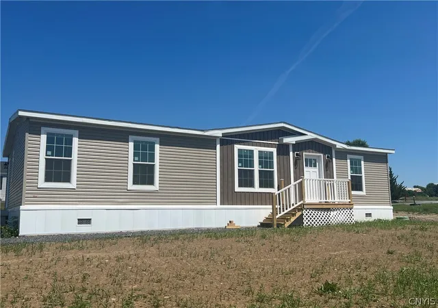 Homes for sale in Springport, NY | 3 Blue Bird Ln, Springport, NY 13160 | MLS# S1674684