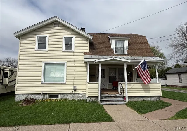 Homes for sale in Lenox, NY | 108 Lewis St, Lenox, NY 13032 | MLS# S1674506