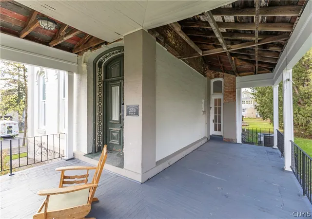 5th image of 205 Highland Ave, Syracuse, NY 13203 | MLS# S1674662