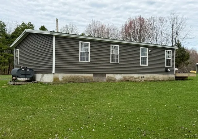 Homes for sale in Amboy, NY | 206-10 County Route 17A, Amboy, NY 13493 | MLS# S1674933