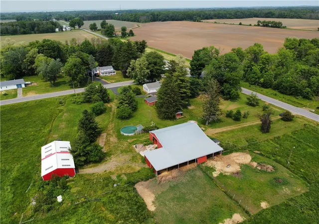 Homes for sale in Kendall, NY | 16092 Roosevelt Hwy, Kendall, NY 14476 | MLS# R1674946